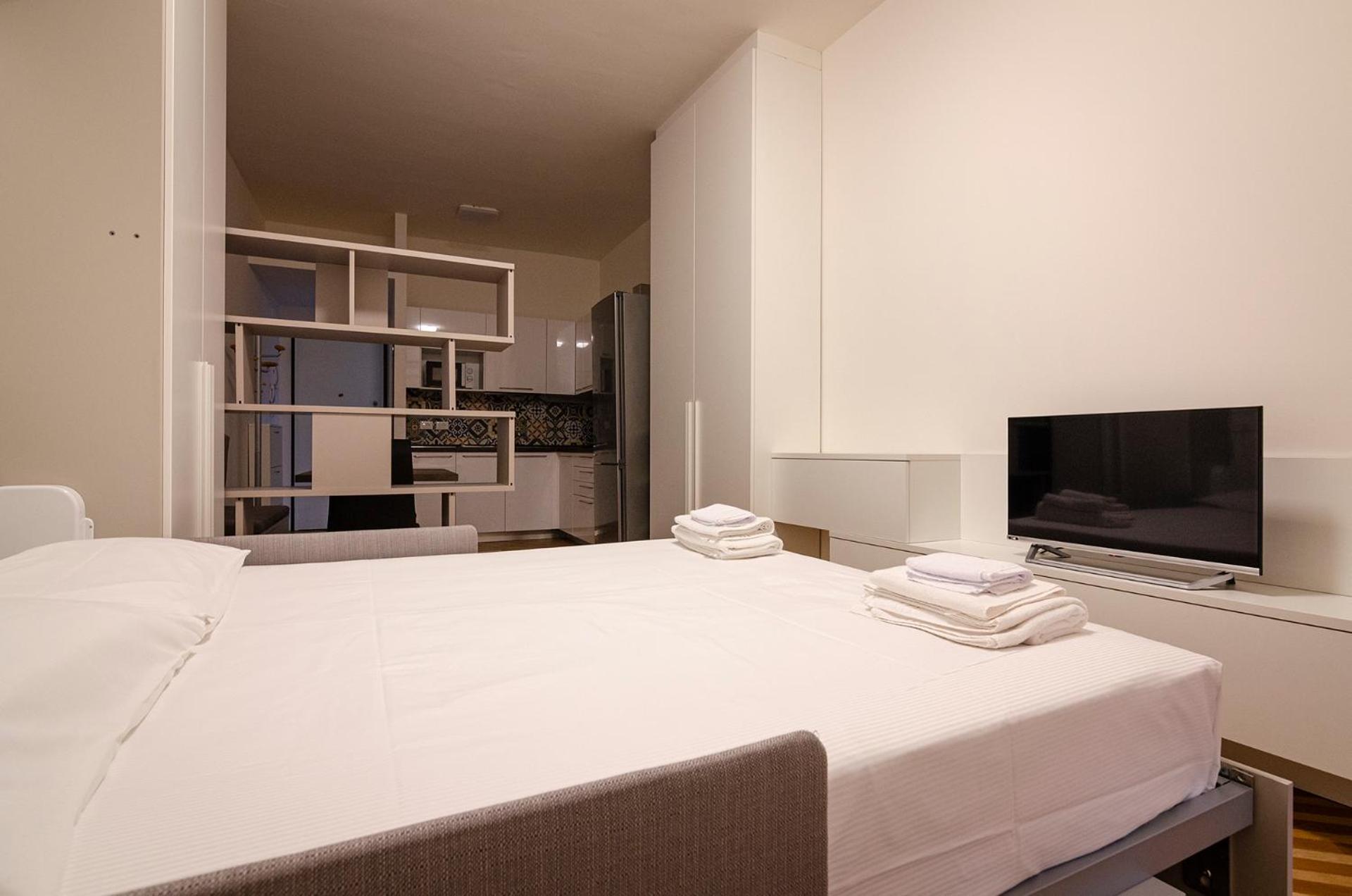 Ugo Bassi Lux Apartment — Photos 1